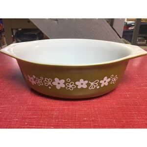 Pyrex Spring Blossom Green Crazy Daisy 1 1/2 QT Oval Casserole 043